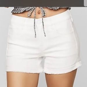 Express Mid Rise Supersoft Flip Hem Shortie Shorts Stretch Size 18 NWT